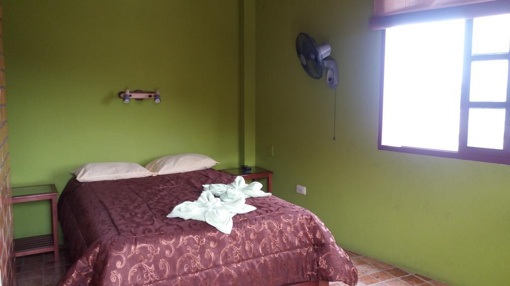 Hostal Naylamp Huanchaco Chambre photo